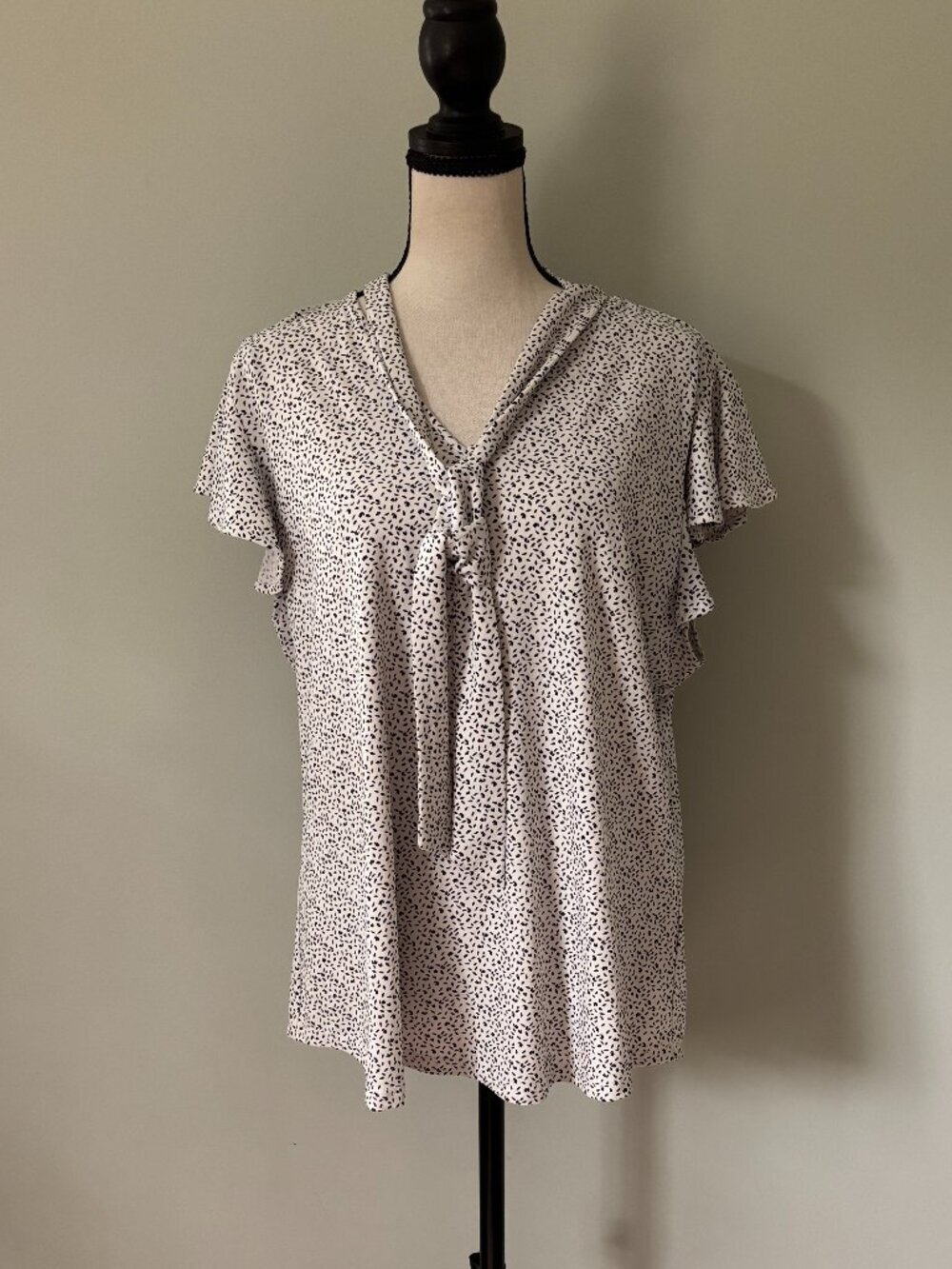 Adrianna Papell Speckle Print Tie-Neck Top XL Like New